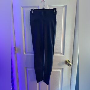 Fabletics Navy Blue SkulptKnit leggings 💙